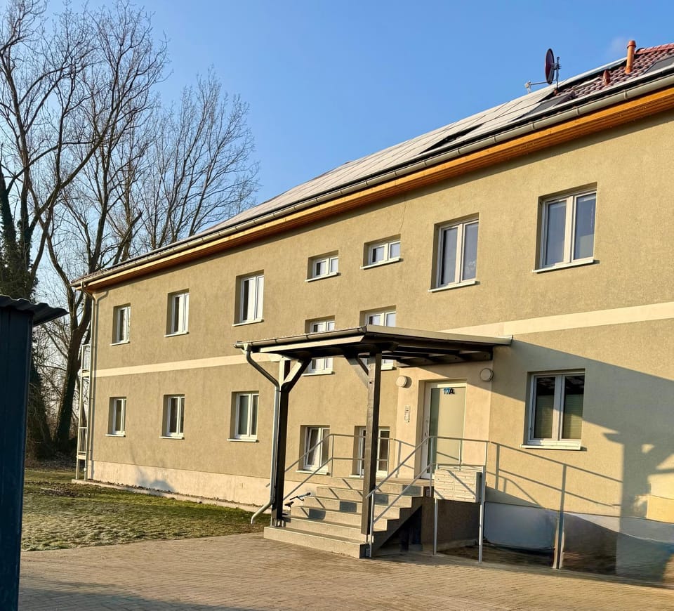 Property building, Day