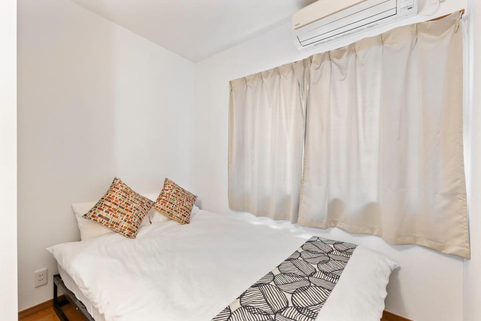 Tokyo Shinjuku Group Stay-Up to 16 Guests ISJ36 Apartment in Shinjuku