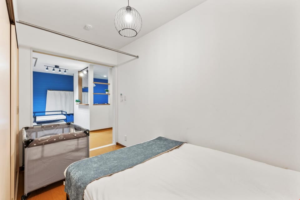 Tokyo Shinjuku Group Stay-Up to 16 Guests ISJ36 Apartment in Shinjuku