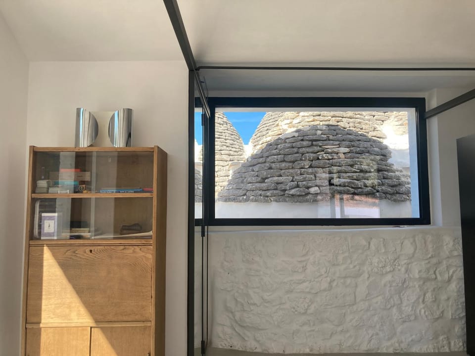 Trulli au milieu d'un champ d'oliviers avec piscine Villa in Province of Taranto
