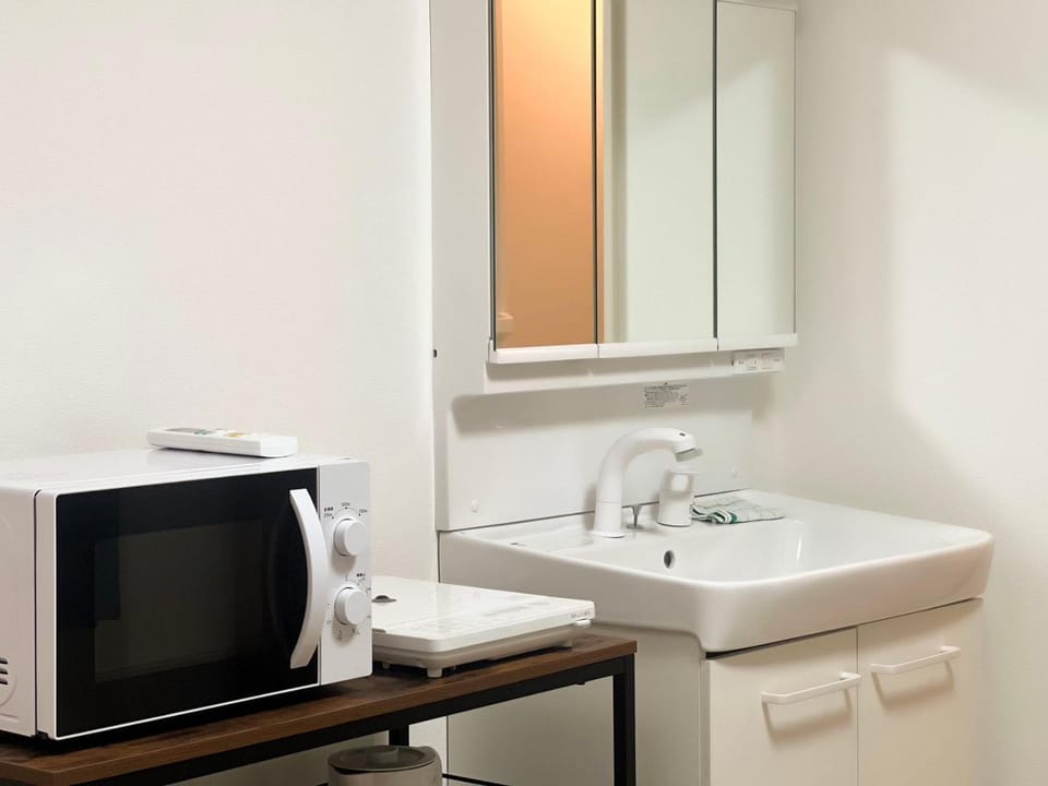 RUKA guest house Apartment in Osaka