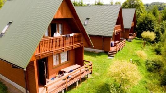 Property building, Natural landscape, Balcony/Terrace