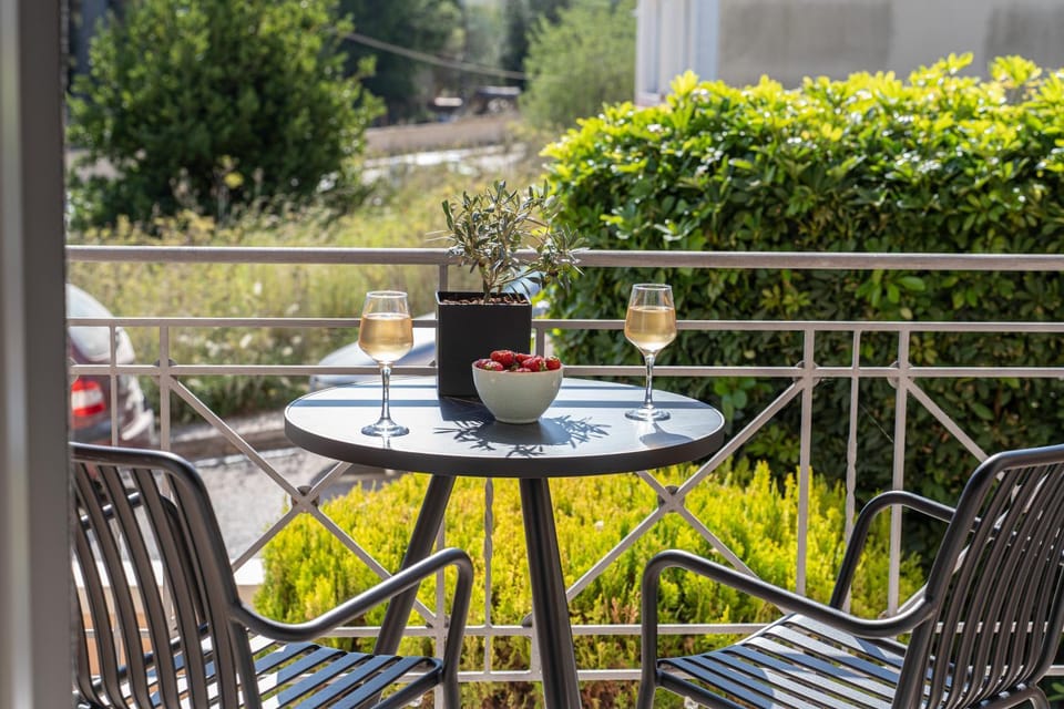 Spring, Day, View (from property/room), Balcony/Terrace
