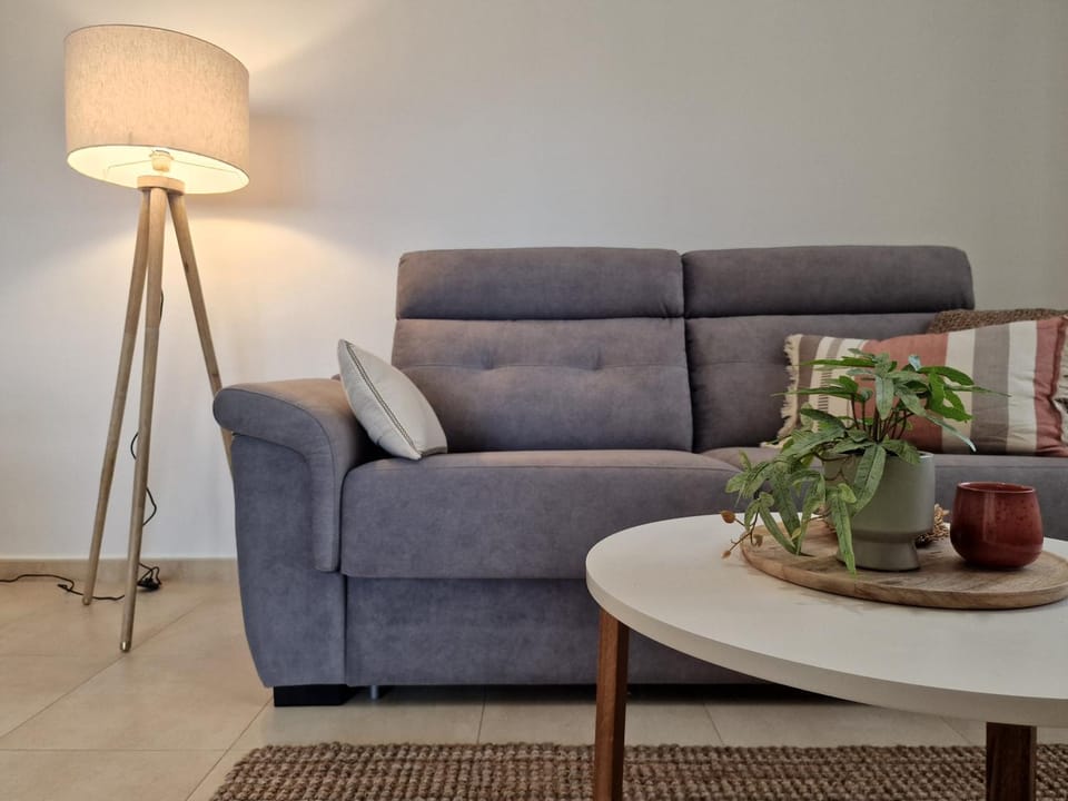 Communal lounge/ TV room, Living room, Seating area