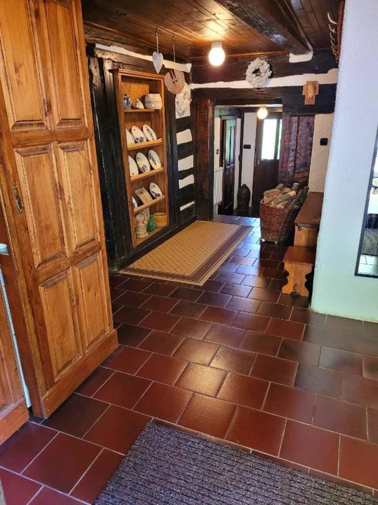Roubenka u kapličky House in Czechia