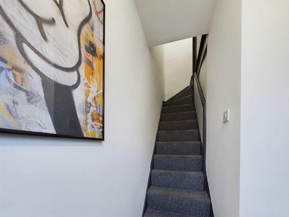 2BR Near bustling Lisburn Road Apartment in Belfast