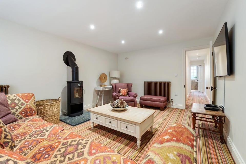 The Coachhouse, East Budleigh , Sleeps 4 House in East Devon District