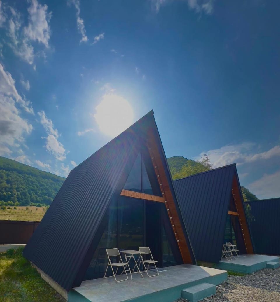 Property building, Day, Natural landscape, Mountain view