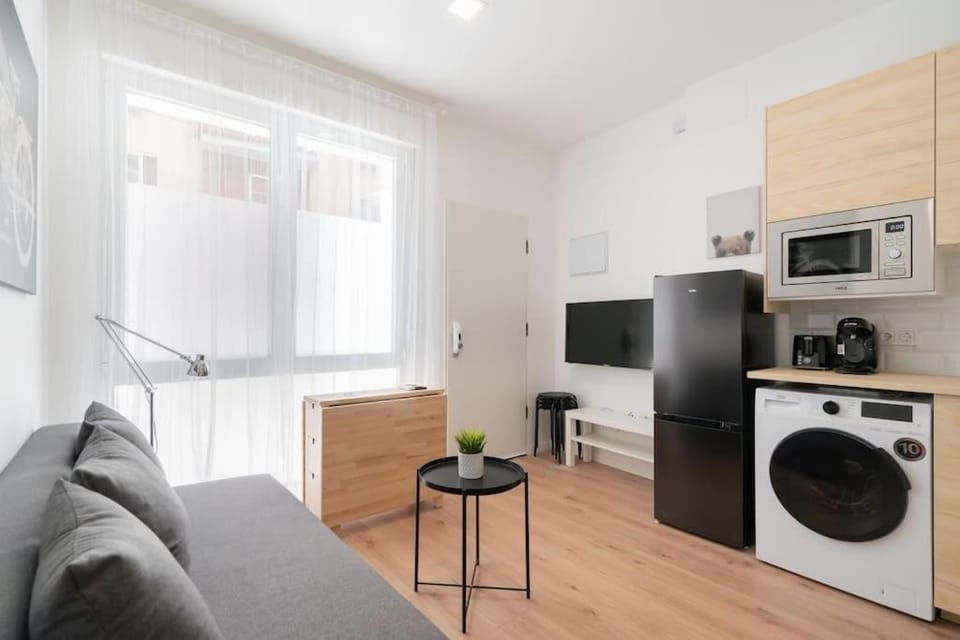 Coqueto estudio en Madrid Río - HB Apartment in Madrid