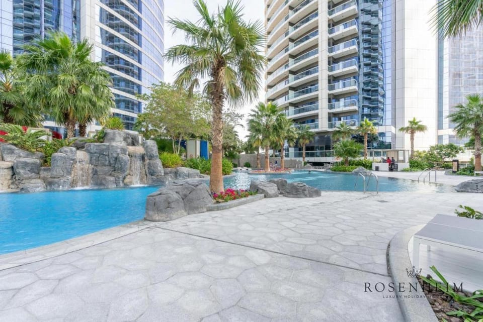 Spacious & Cozy 1BR - Stunning City View House in Dubai
