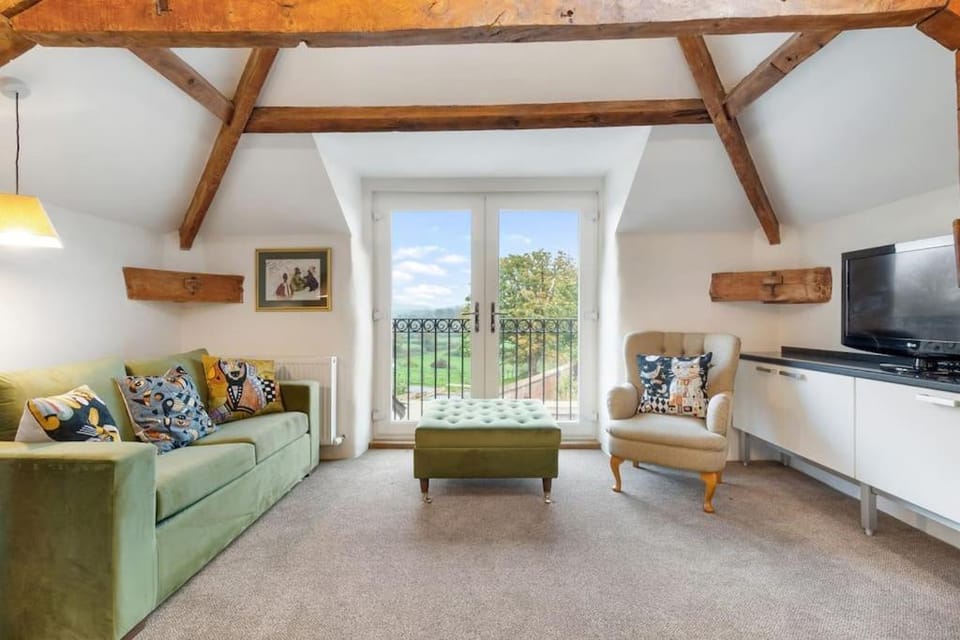 Coachmans Cottage, East Budleigh, Sleeps 6 House in East Devon District