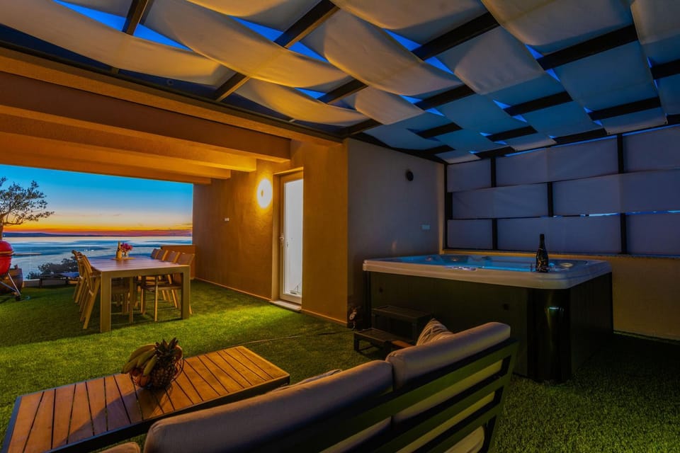Garden, Balcony/Terrace