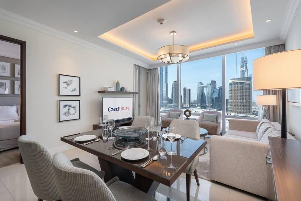 Luxury Living - Spectacular Burj Khalifa Views Apartment in Dubai