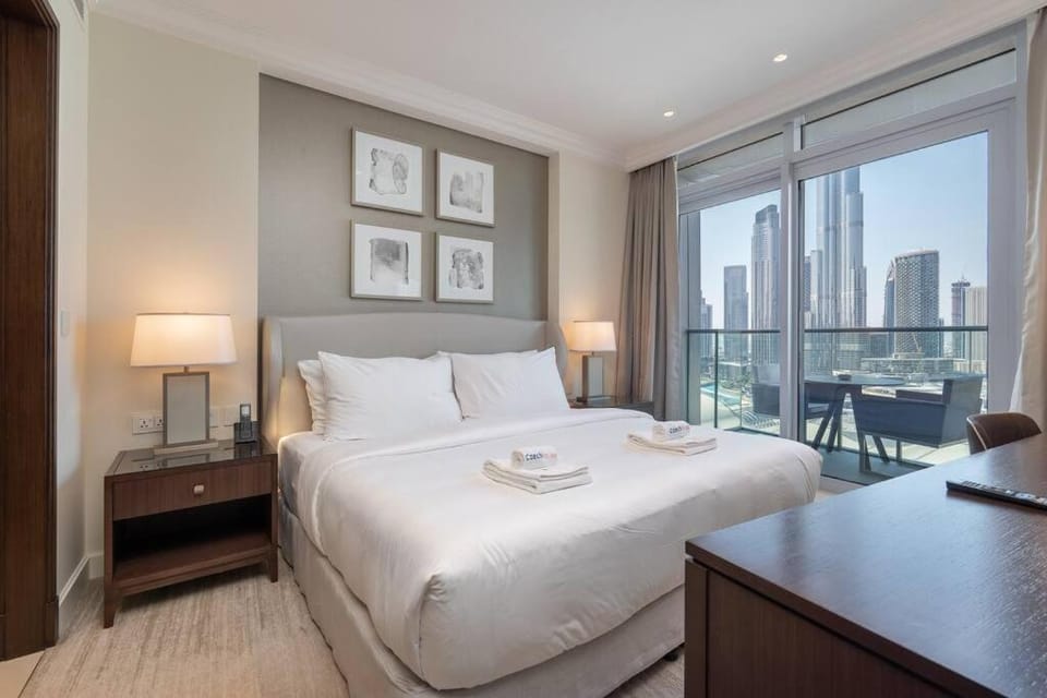 Luxury Living - Spectacular Burj Khalifa Views Apartment in Dubai