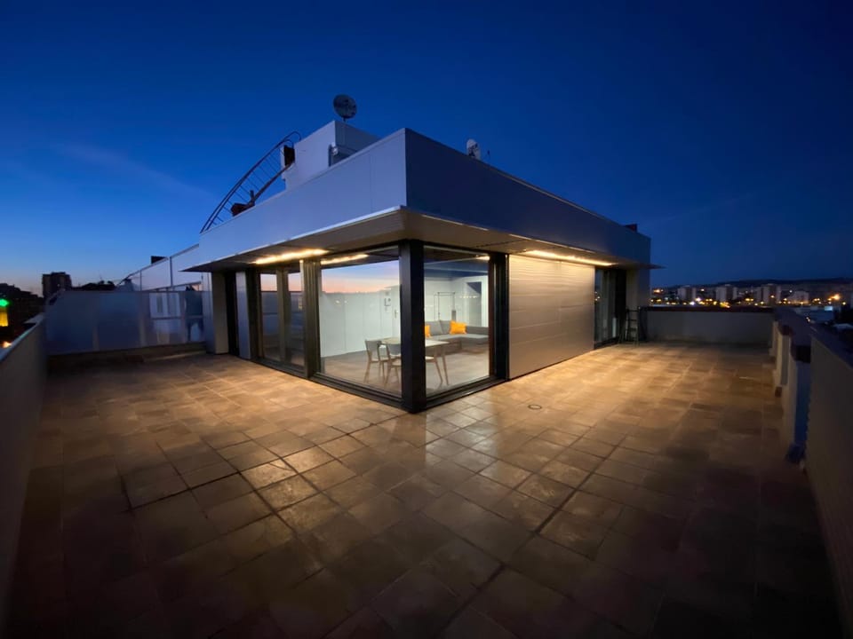 Night, Balcony/Terrace