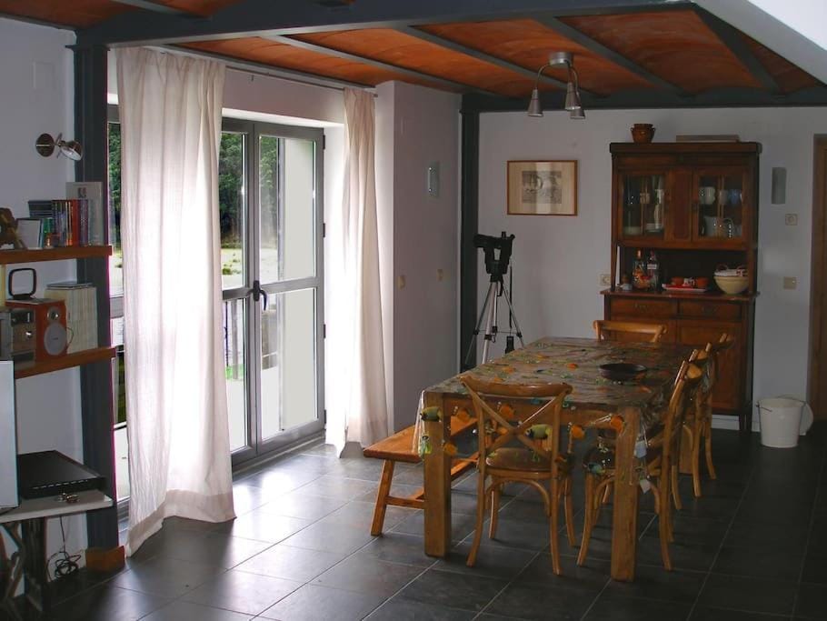 Living room, Dining area
