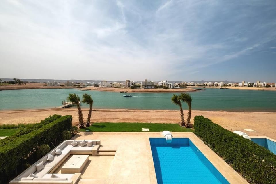 Natural landscape, Swimming pool