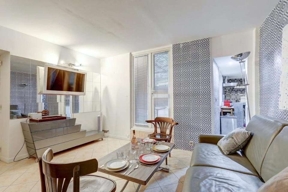 Paris Maison Lombards Terrasse Apartment in Paris