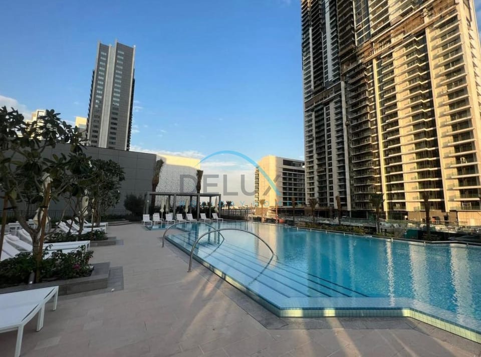 Property building, Pool view, Swimming pool