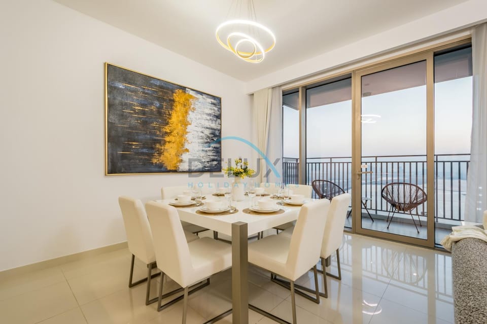 View (from property/room), Balcony/Terrace, Dining area