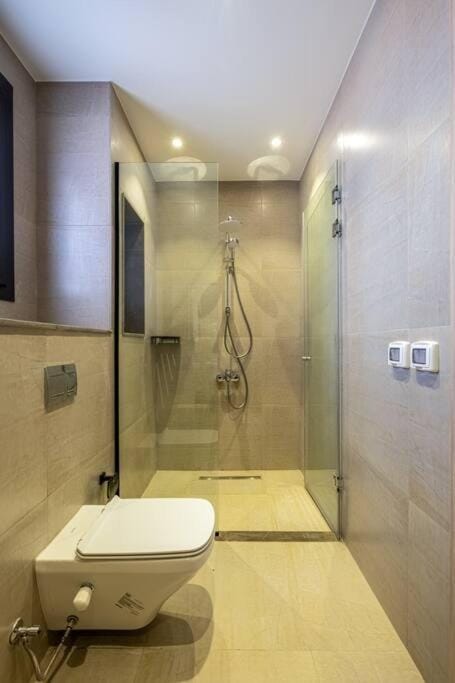 Freshly Minted: 1BR Fanadir Marina Apartment in Hurghada