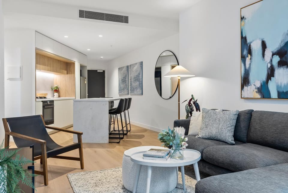 Kitchen or kitchenette, Living room