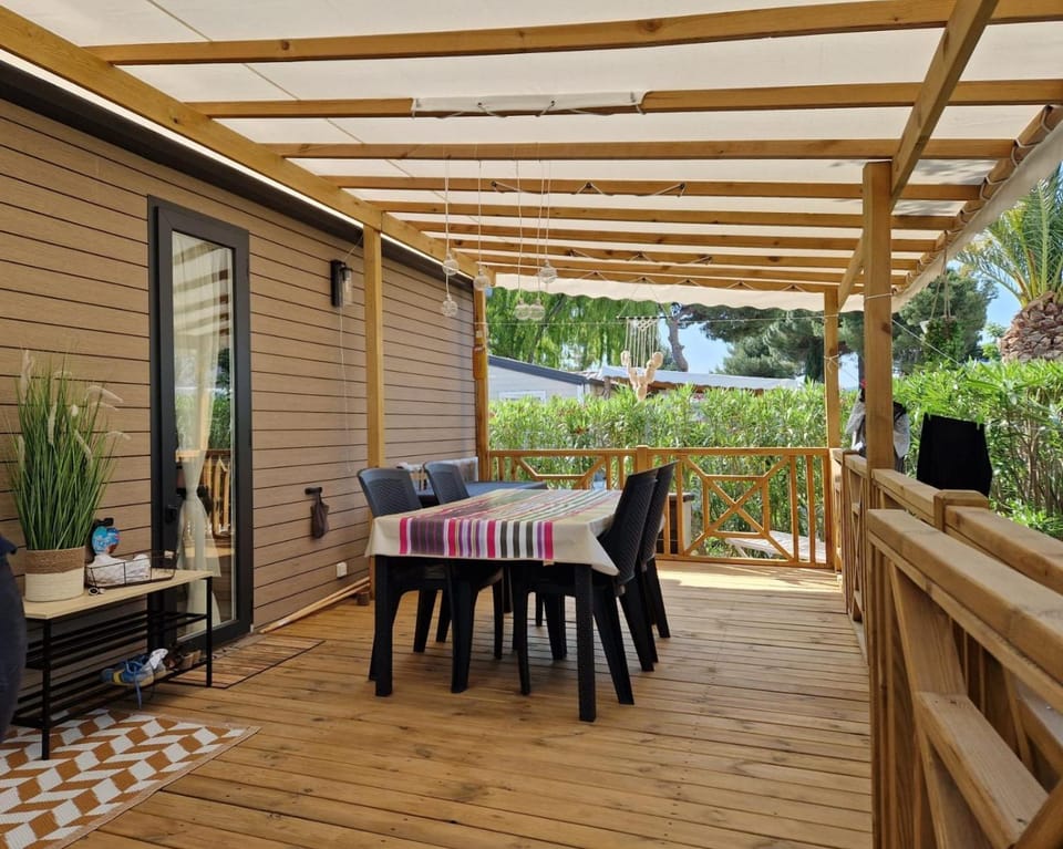 Garden, Balcony/Terrace
