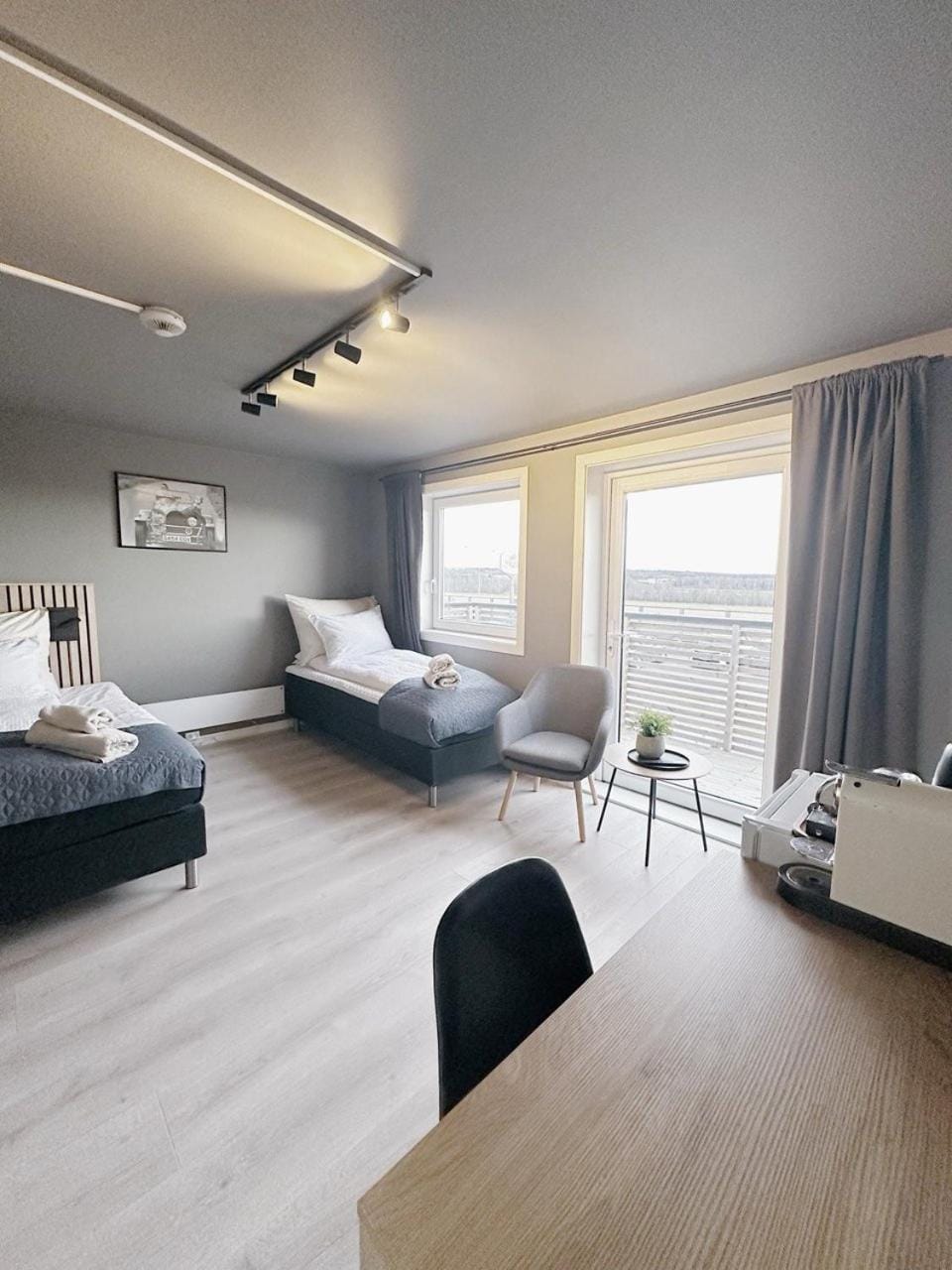 Photo of the whole room