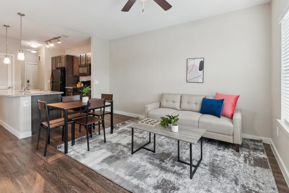 C Creek 4306 I New Construction 1Bd Apt I Gated Apartment in Houston