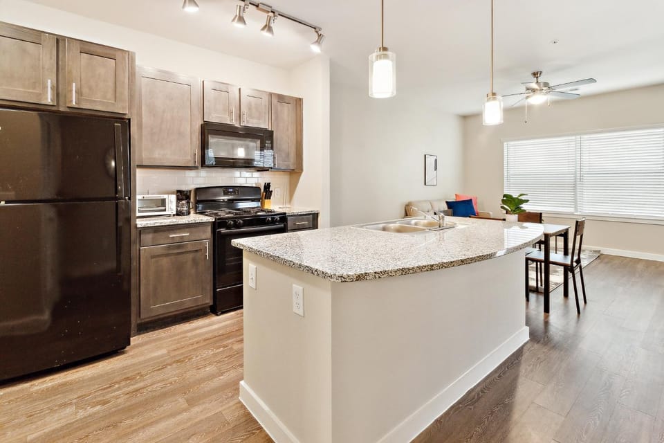 C Creek 7206 I New Construction 1Bd Apt I Gated Apartment in Houston