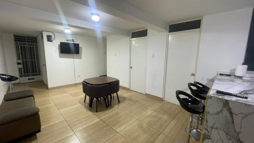 TV and multimedia, Kitchen or kitchenette, Living room, Dining area
