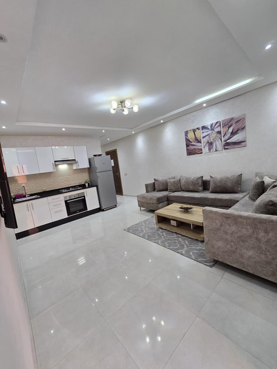 Appartement paisible situe en plien de gueliz Apartment in Marrakesh