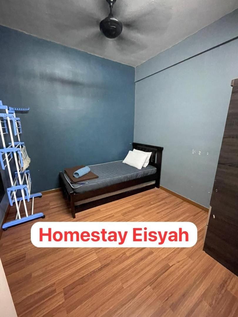 HOMESTAY EISYAH KUALA TERENGGANu Apartment in Terengganu, Malaysia