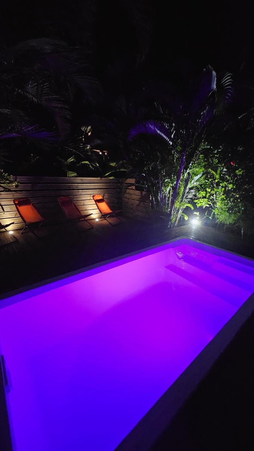 Night, Swimming pool
