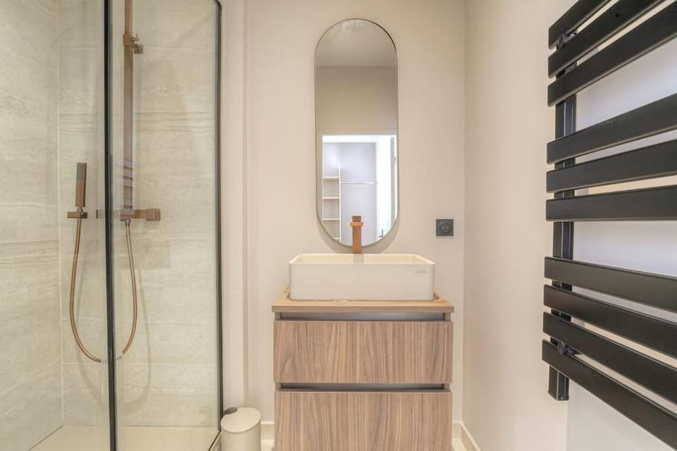 Joli appartement T2, bien équipé, Saint-Didier Apartment in Lyon