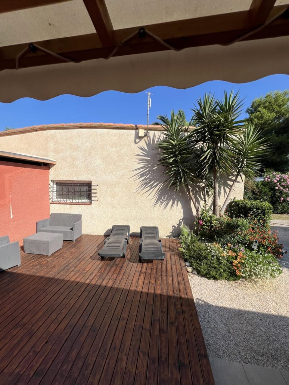 Patio, Garden view