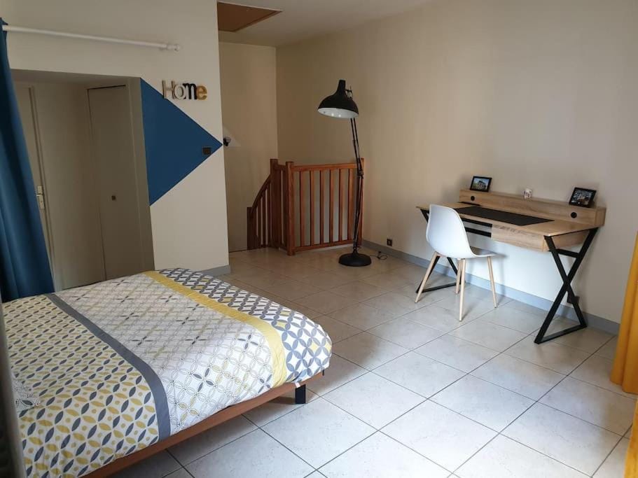 Appartement duplex avec terrasse en coeur de ville Apartment in Bourgogne-Franche-Comté