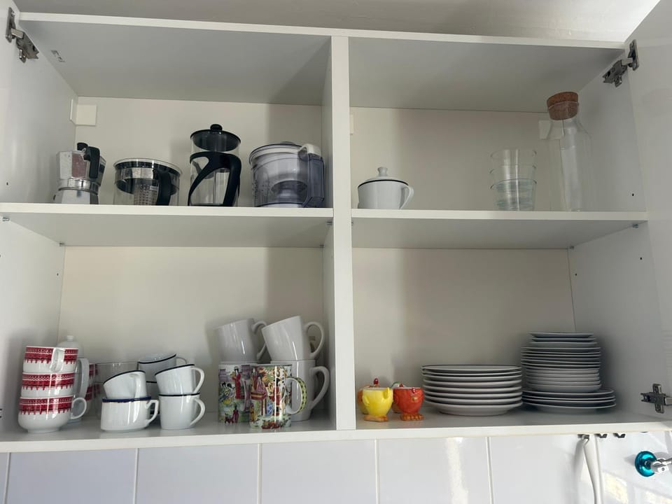 Coffee/tea facilities, Kitchen or kitchenette