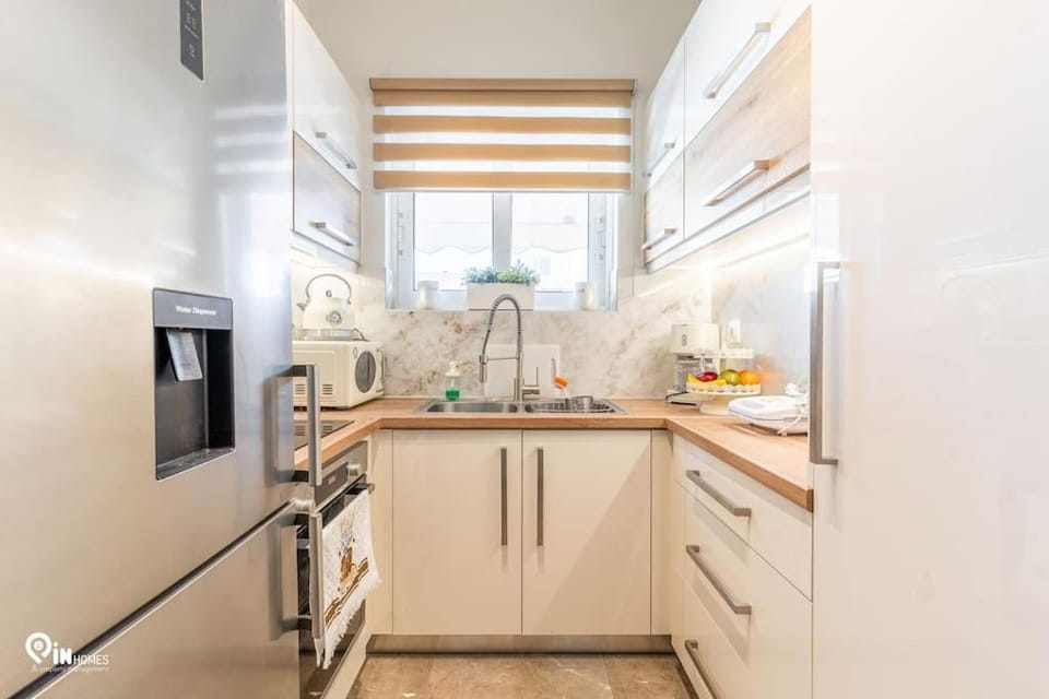 Kitchen or kitchenette, oven, stove