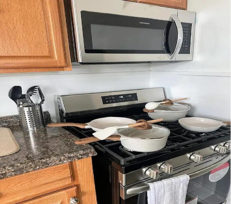 Great Value Unit in Union A12 Apartment in Schenectady