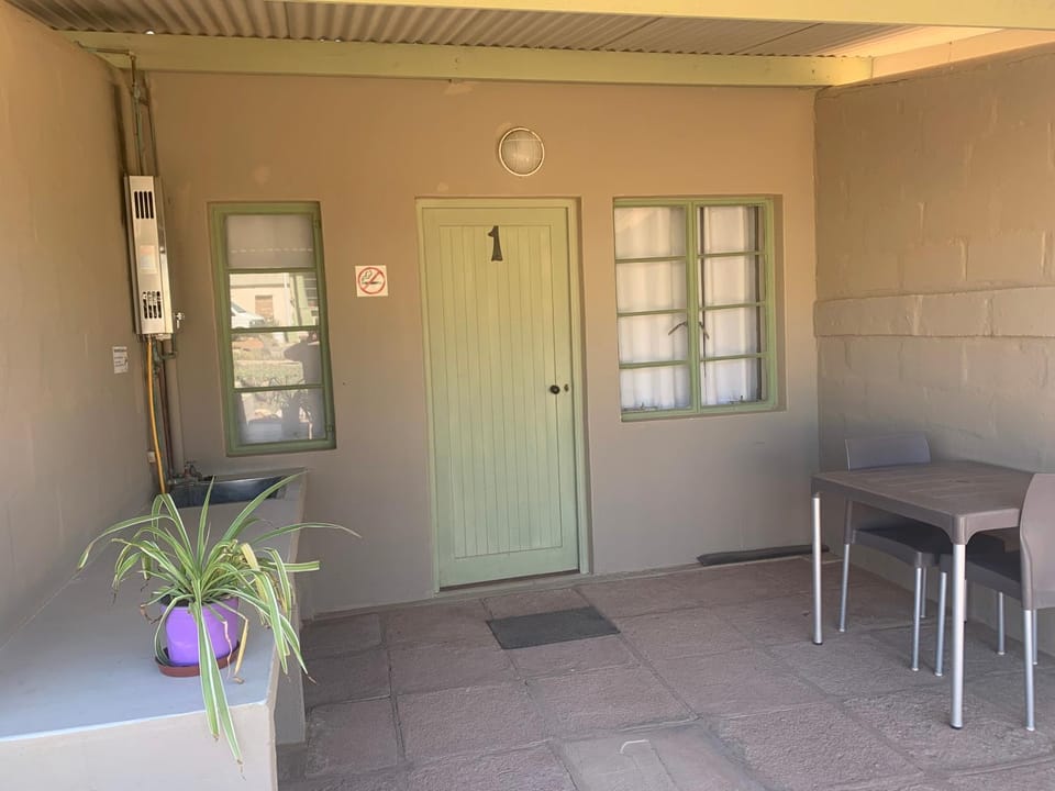 Patio, Garden view