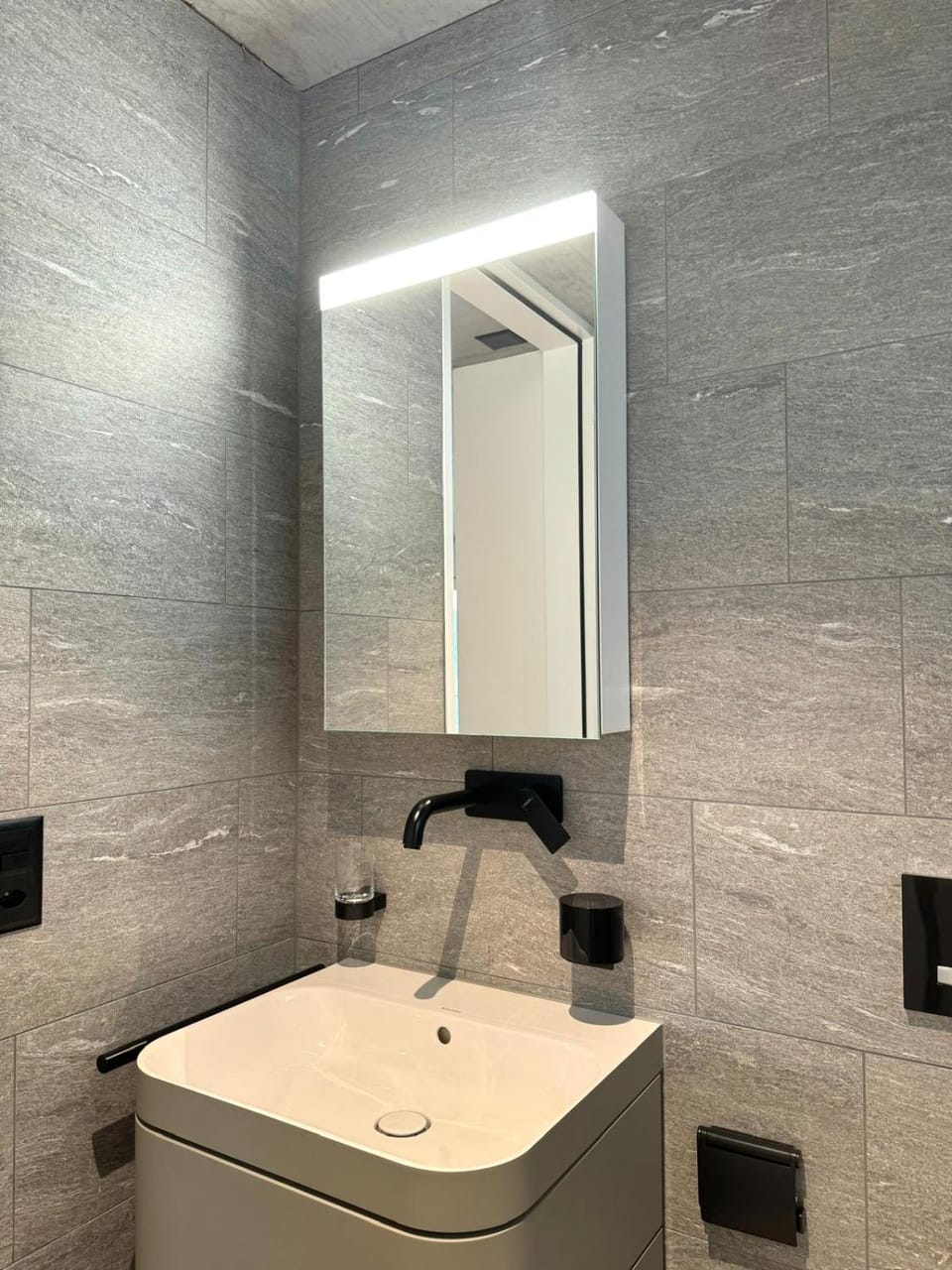 Studio 111 - Blue Apartment in Aargau, Switzerland
