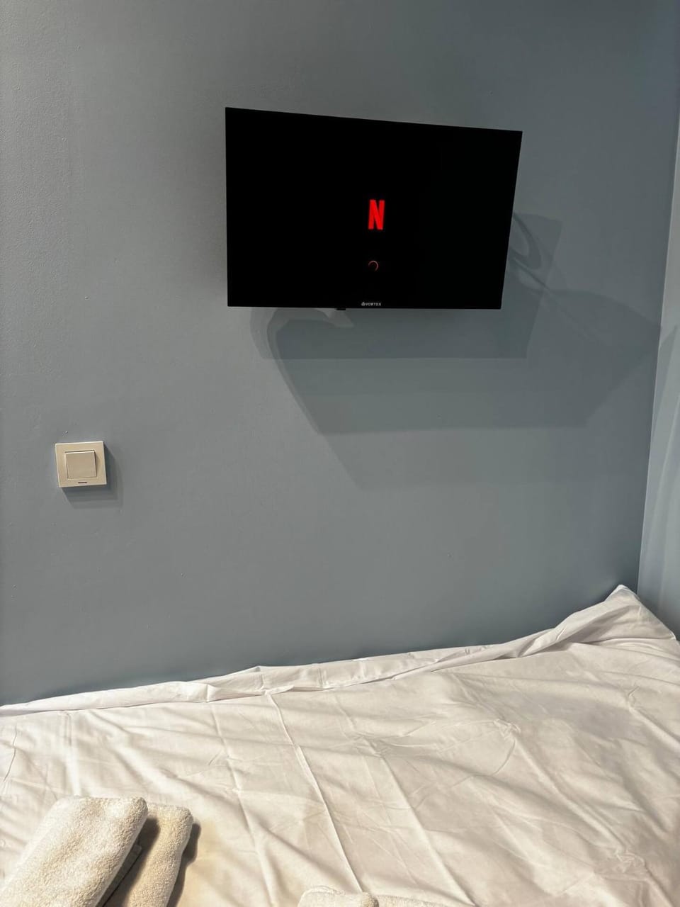 Downtown Oasis-City center and Quiet, Self Check Apartment in Cluj-Napoca