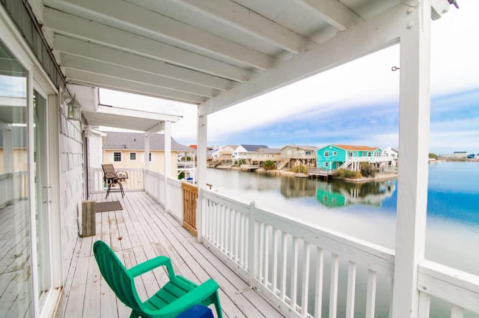 Modern Beach House with Stunning Views North House in North Myrtle Beach