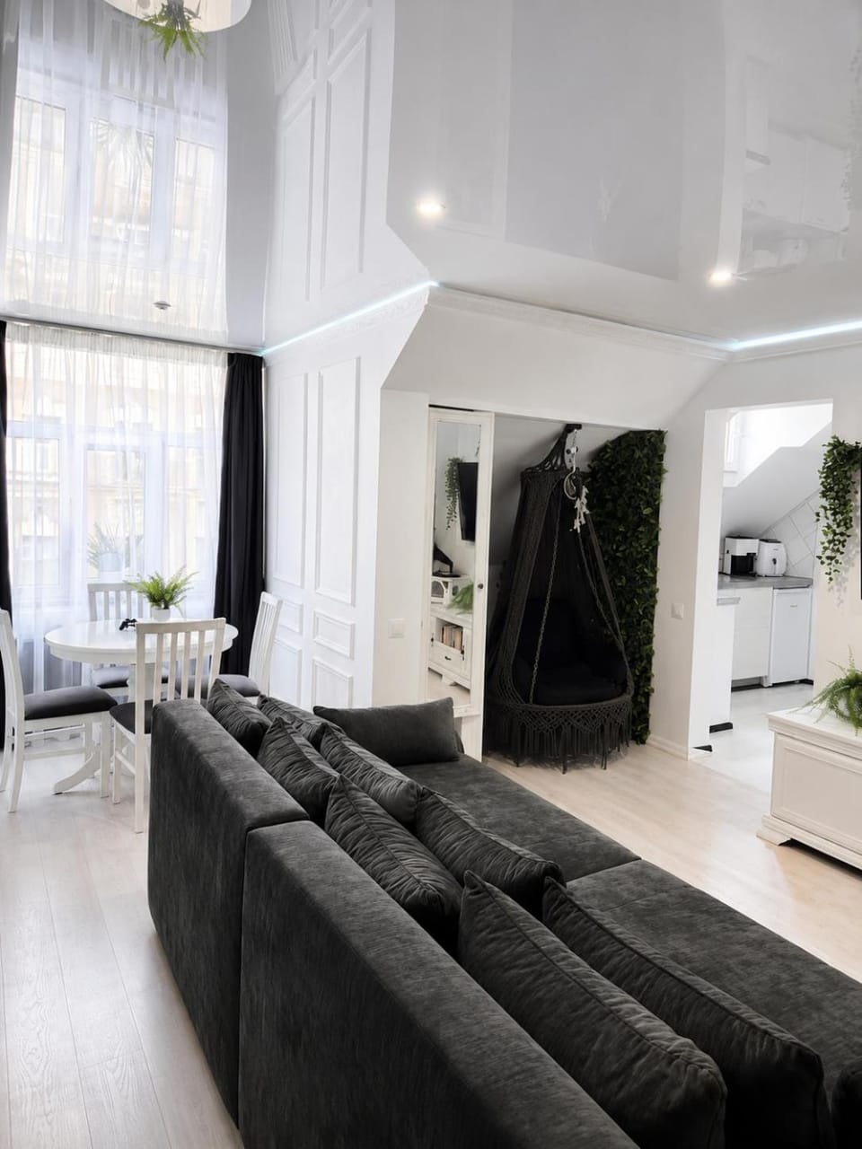 TV and multimedia, Living room, Seating area