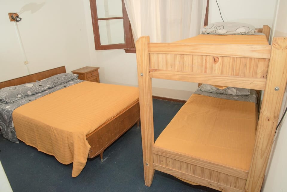 Bed, Bedroom, bunk bed