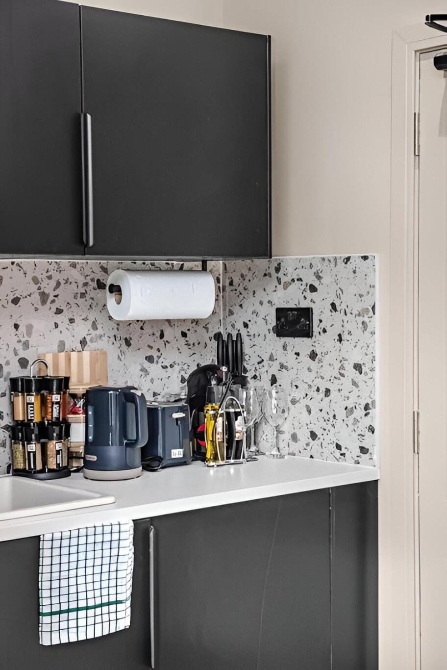 Coffee/tea facilities, Kitchen or kitchenette, minibar, toaster