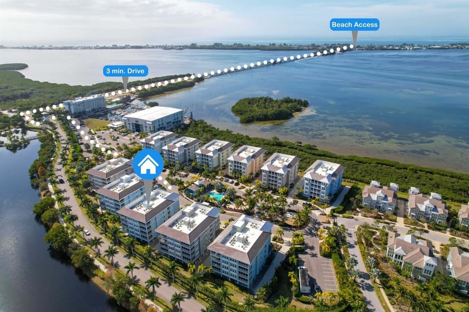 Latitude Adjustment Penthouse Apartment in Bradenton