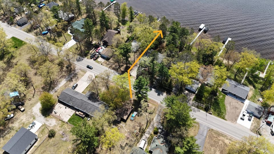 Chappy's Cabin - Cute and Comfy with AC! Cabin in Oscoda Township