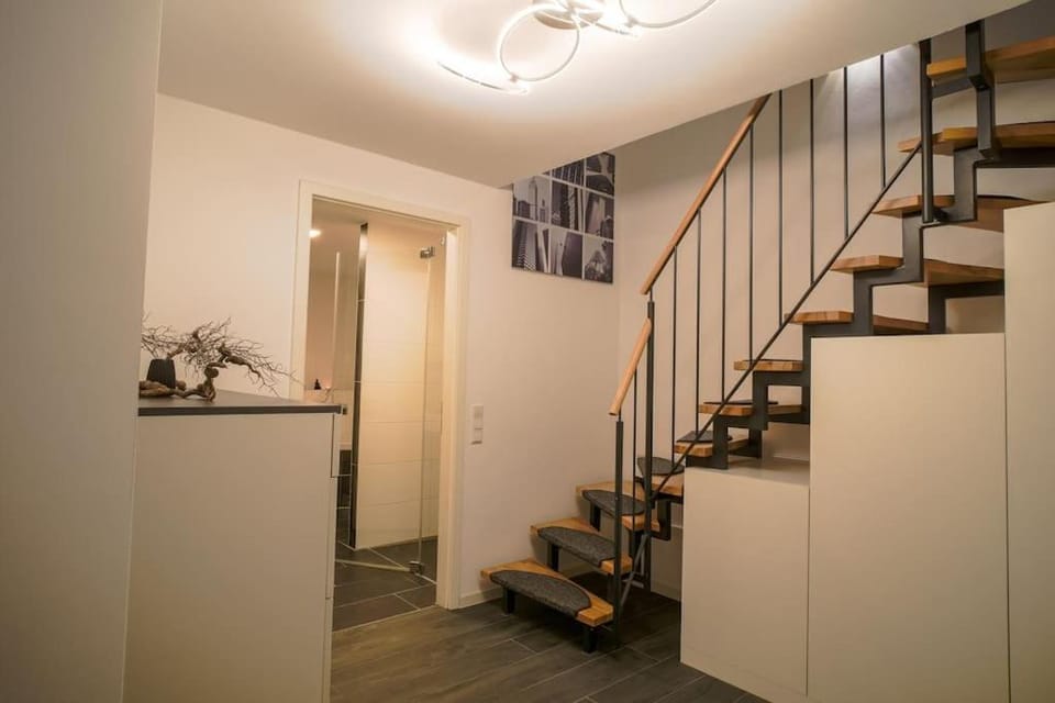 Luxury 口 Studio Knox PrimeTV 口 8min zum S-Hbf Apartment in Stuttgart